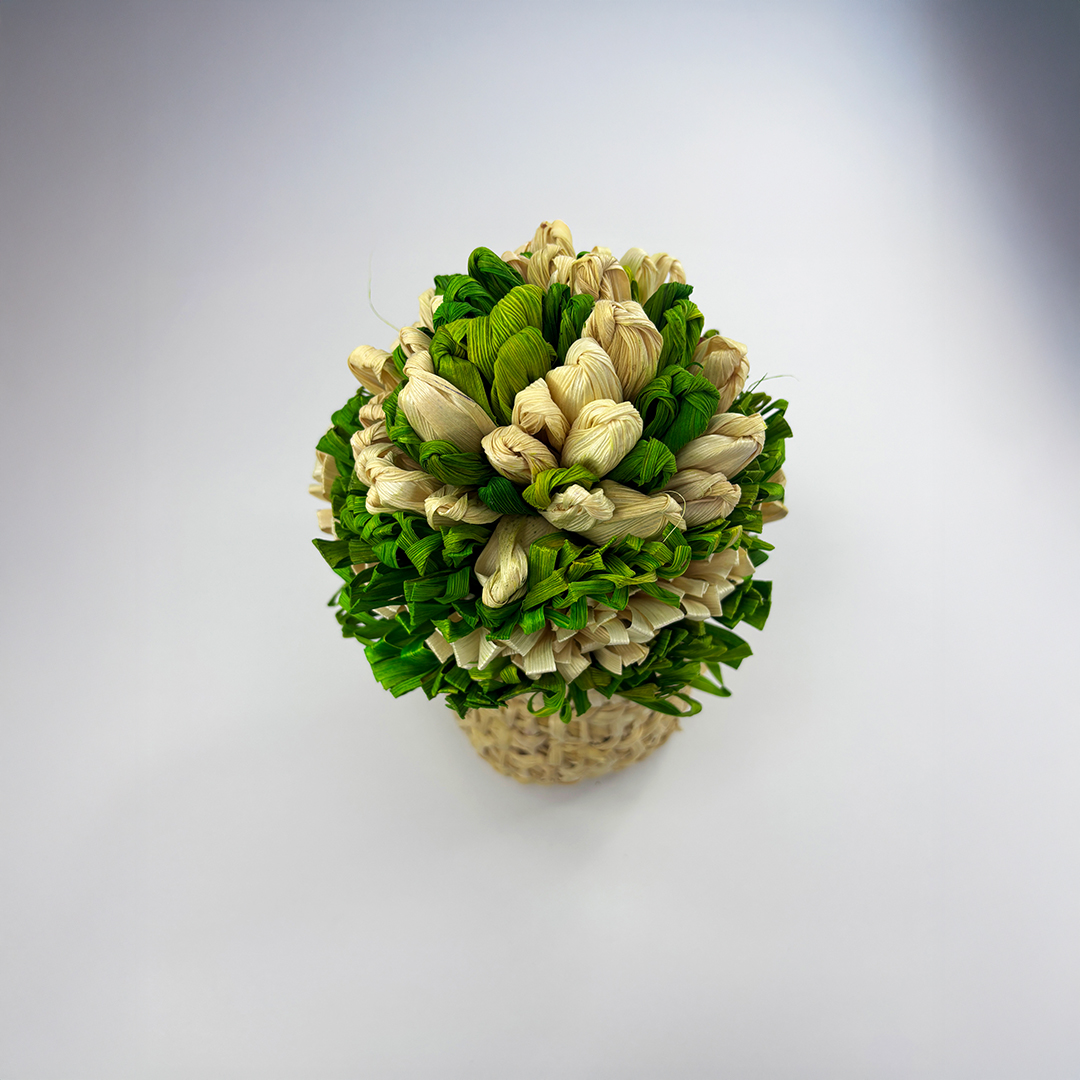Cornhusk Flower With Cornhusk Basket
